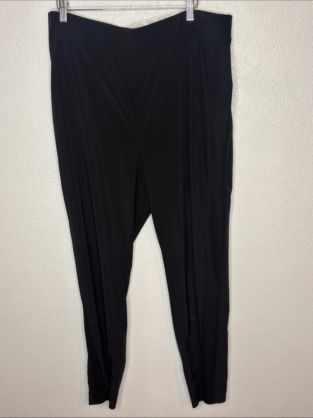 Athleta Black Ribbed Panel Activewear Pull On Pants Size 18 Travel Commuter